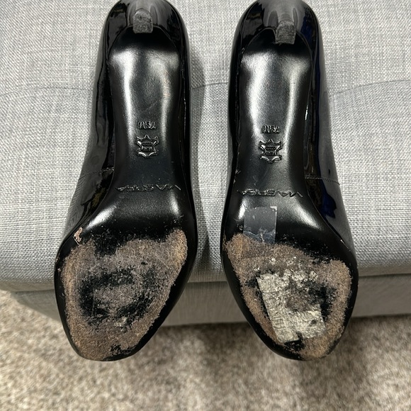 Vía Spiga Patent Leather pumps - Picture 3 of 5
